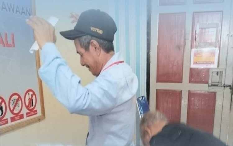 Tingkatkan Keamanan, P2U Rutan Kapuas Geledah Tamu Kunjungan dan Barang Bawaan