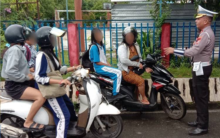 Satlantas Polresta Palangka Raya terus Ingatkan soal Keselamatan Berkendara
