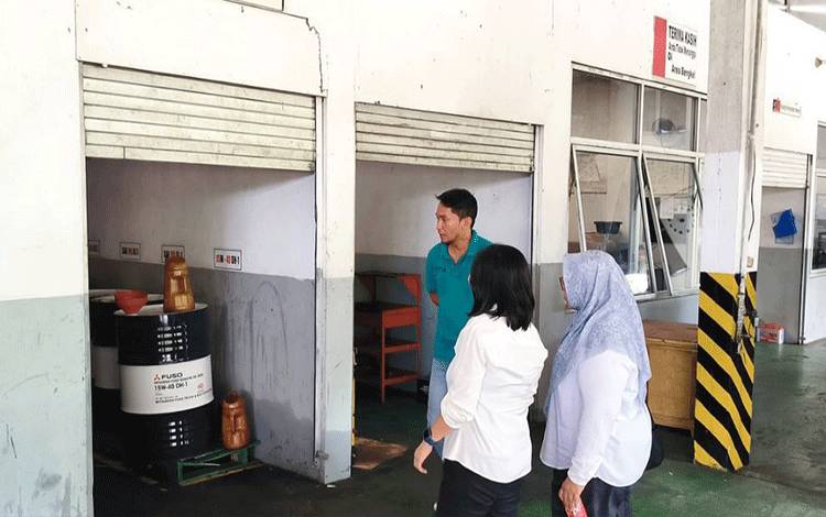 Pelaku Usaha Perbengkelan di Palangka Raya Diminta Kelola Limbah dengan Baik