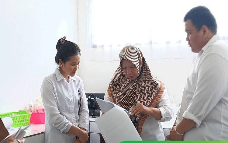 UPTD Laboratorium DLH Palangka Raya Terima Kunjungan Teknis Tingkatkan Kompetensi Pengujian Air dan Limbah