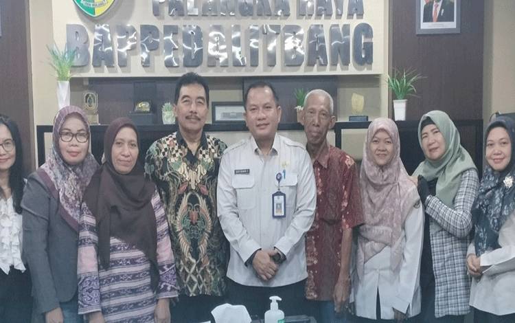 Pemko Palangka Raya Gandeng Akademisi UPR Tingkatkan Budi Daya Ikan Riu