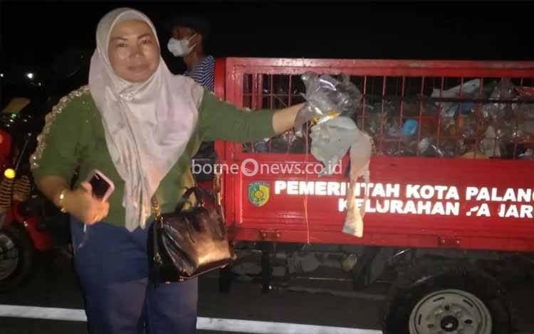 Lurah Panarung Ajak Masyarakat Jaga Kebersihan dan Manfaatkan Depo Sampah