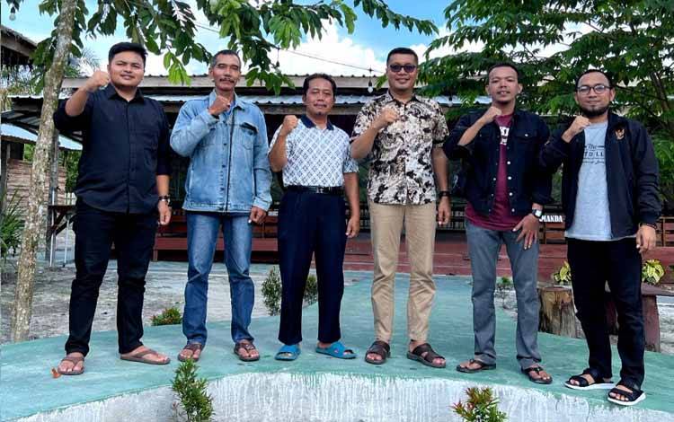 Tim Pilkada Kobar dari Partai PAN. (Foto : ISTIMEWA)