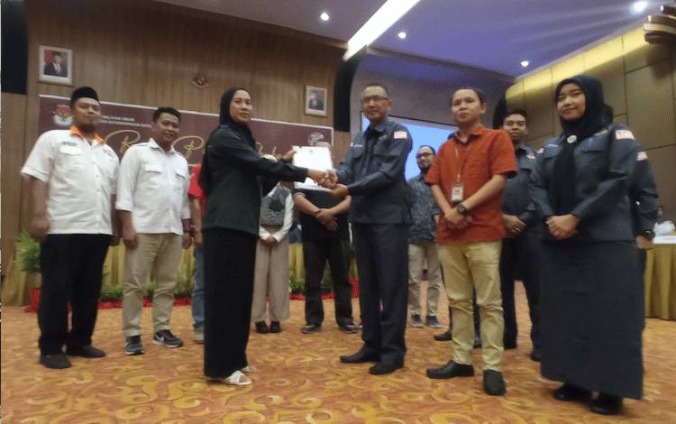 KPU Kobar Umumkan Perolehan Kursi Partai Peserta Pemilu 2024 di DPRD Kobar