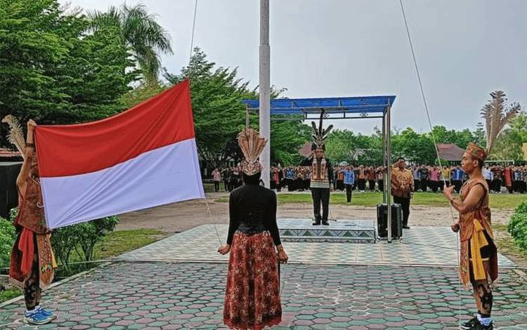 Peringati Hardiknas, SMAN 5 Palangka Raya Bergerak Bersama Lanjutkan Merdeka Belajar
