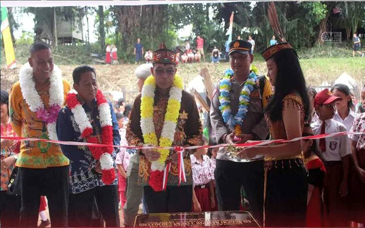 Bangunan Baru SDN Saripoi 2 agar Meningkatkan Kualitas Pendidikan