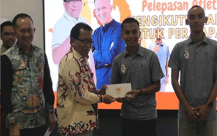 Kapuas Kirim Dua Atlet Sepeda Ikuti Training Camp Persiapan Hadapi PON XXI