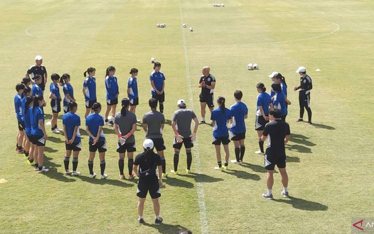 Timnas Jepang Putri U-17 Jalani Latihan untuk Adaptasi Cuaca di Bali