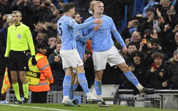 Klasemen Liga Inggris: City Kejar Arsenal, Burnley Terancam Degradasi