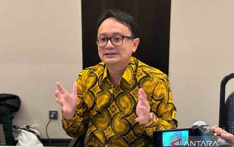 Arsip - Wakil Menteri Perdagangan (Wamendag) Jerry Sambuaga ditemui dalam kegiatan Rapat Kerja Kementerian Perdagangan 2024-2025 di Semarang, Jawa Tengah, Selasa (20/2/2024) (ANTARA/Maria Cicilia Galuh)