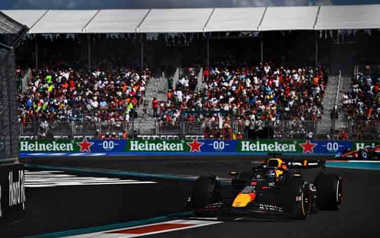 Klasemen F1: Verstappen Tetap Pimpin Klasemen, Norris Posisi Kelima
