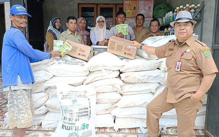Kadis Pertanian Bartim Monitoring Program Biofortifikasi di Kecamatan Dusun Tengah