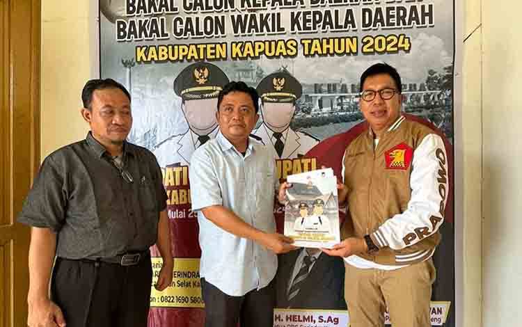 ASA Pria Kelahiran Mandomai Ini Daftar ke DPC Gerindra Kapuas untuk Maju Pilkada 2024