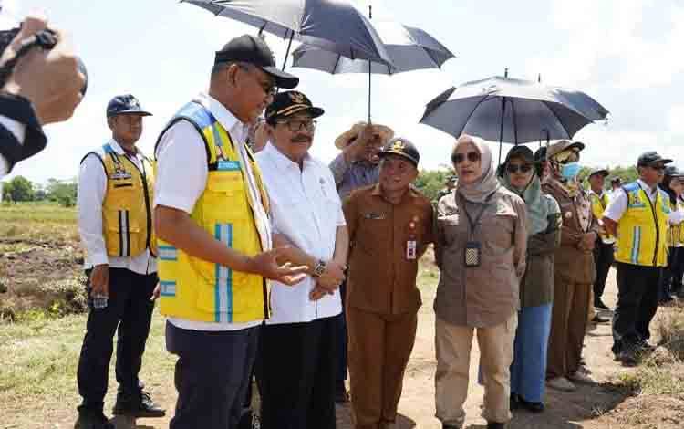 Dewan Perimbangan Presiden Apresiasi Semangat Kelompok Tani Food Estate Kalteng