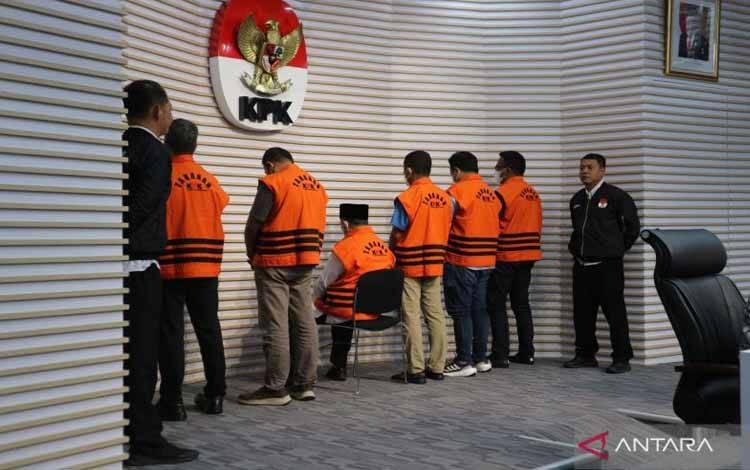 Abdul Ghani Kasuba Didakwa Terima Gratifikasi Rp99,8 Miliar