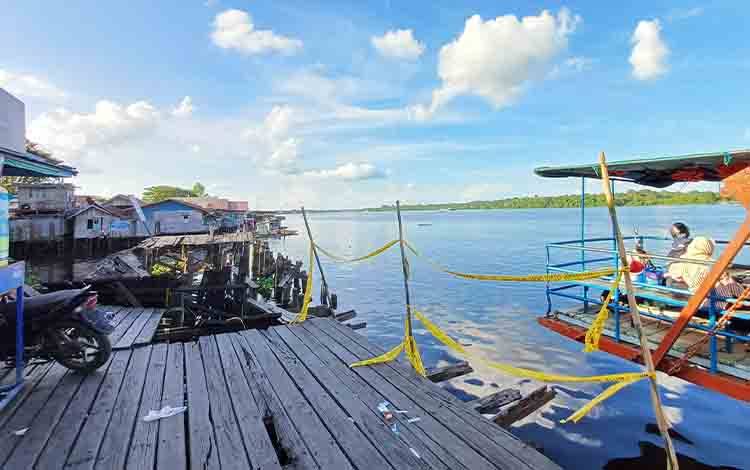 Kondisi Pelabuhan Penyeberangan Feri Sampit-Seranau Semakin Parah dan Membahayakan