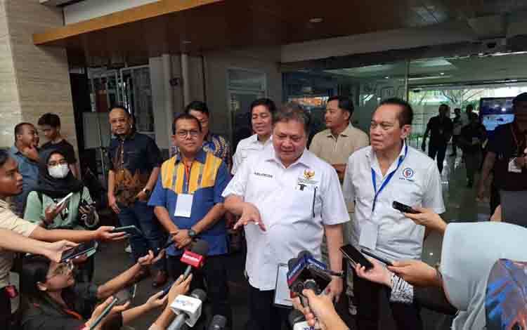 Airlangga: Manufaktur RI Masih Ekspansif di Tengah Perlambatan Global