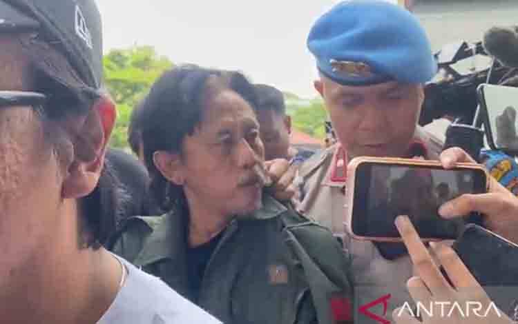 Kang Mus Jalani Pemeriksaan Kesehatan di Polres Jakbar