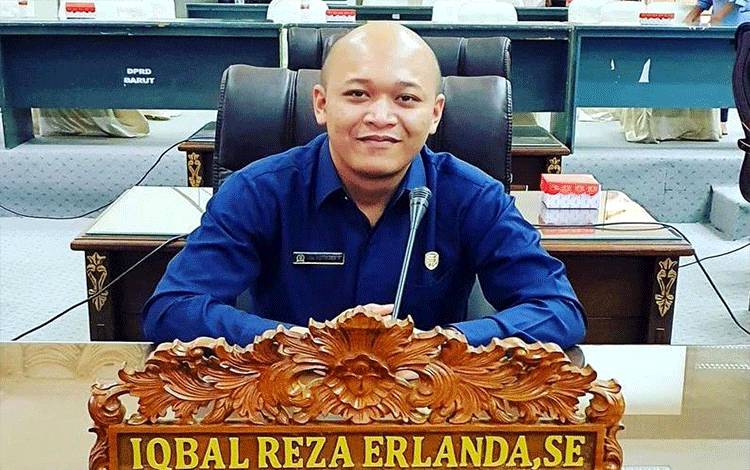 Dewan Apresiasi Perusahaan Salurkan Bibit Ikan Kepada Pokdakan Desa Pendreh