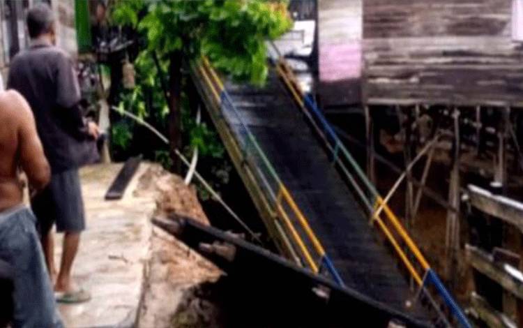 Pemkab Barut Anggarkan Normalisasi Sungai Bengaris dan Beberapa Saluran Pembuangan