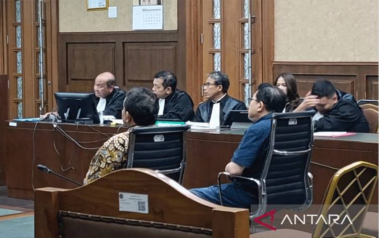 Achsanul Qosasi Diminta Eks Dirut Bakti Kominfo Manipulasi Hasil Audit