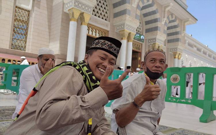 Calon Haji Indonesia Gemetar Melihat Masjid Nabawi