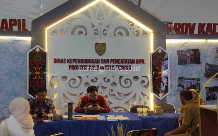 Disdukcapil Kalteng Berikan Pelayanan Aktivasi Identitas Kependudukan Digital