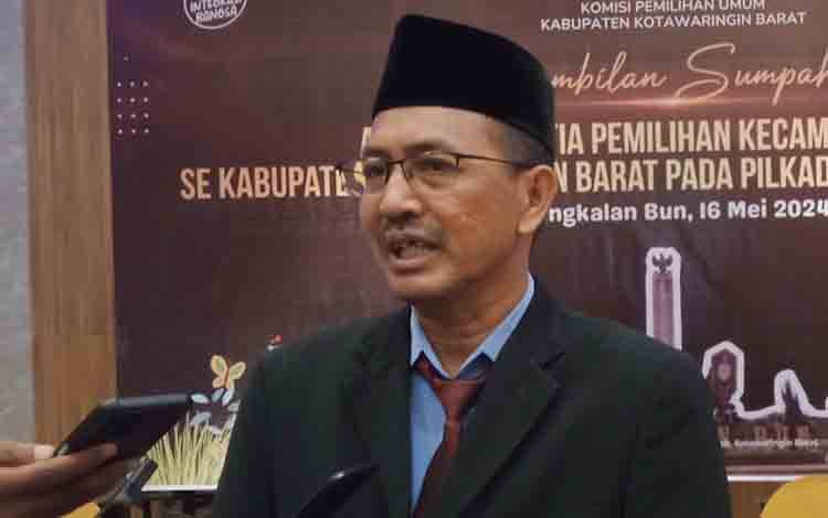 KPU Kobar Lantik 30 PPK Pilkada 2024