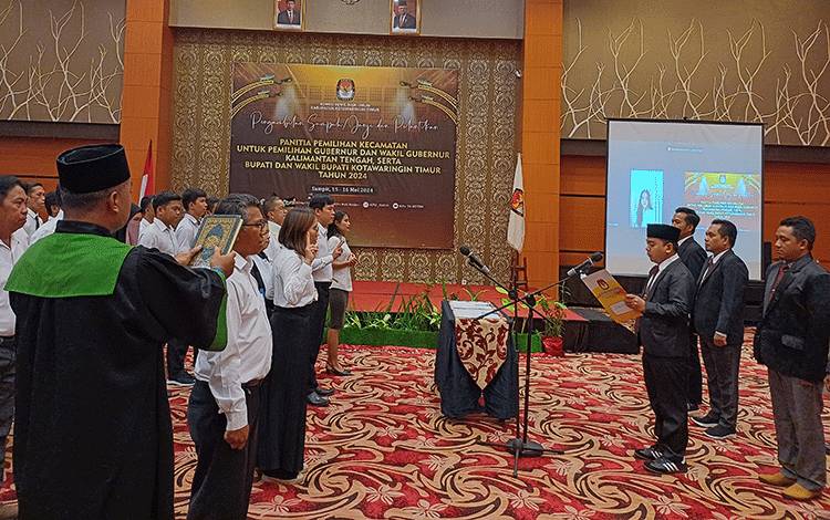 KPU Kotim Lantik 85 Anggota PPK untuk Pilkada Serentak 2024