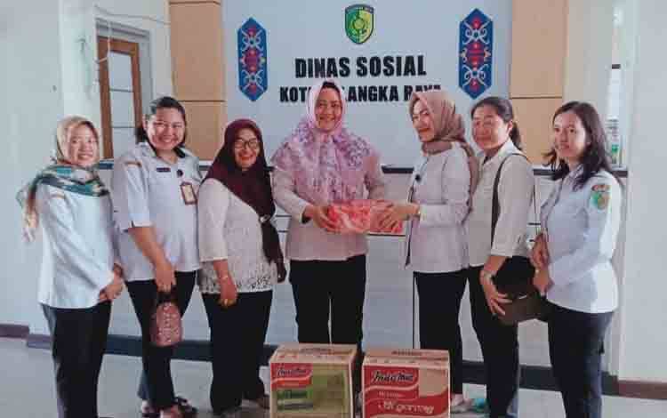 Dinas Sosial Palangka Raya Terima Bantuan Sembako dari BPPRD