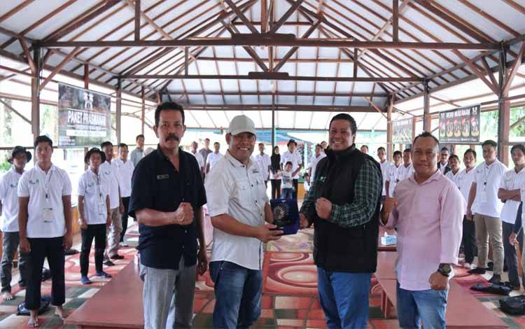 BPDPKS dan Ditjenbun Jalankan Program Pengembangan Sumber Daya Manusia Pekebun Kelapa Sawit