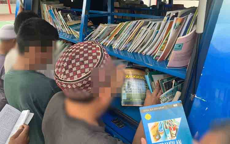 Hadir di Lapas Sampit, Perpustakaan Keliling Dispersip Kotim Disambut Antusias Warga Binaan?