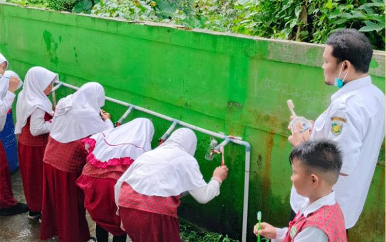 Puskesmas Tangkiling Sosialisasi Kesehatan Gigi dan Mulut di MIN 5 Palangka Raya