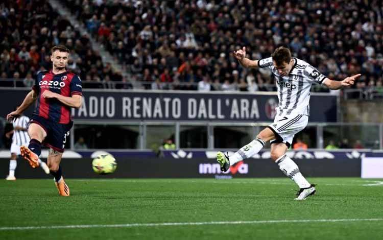 Sempat Tertinggal 3 Gol, Juventus Tahan Imbang Bologna 3-3