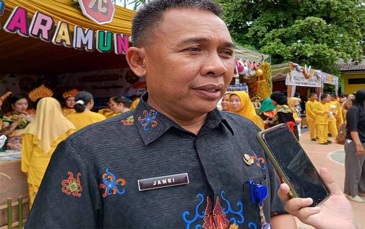 Dikbud Kobar Berharap Guru Turut Berikan Pendidikan Karakter Anak di Luar Sekolah