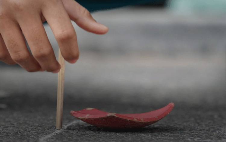 Lestarikan Budaya Lampau Melalui Lomba Balogo