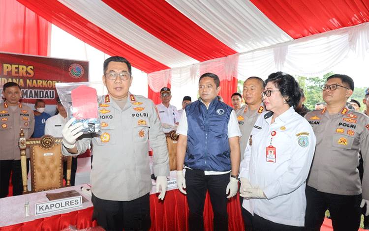 Amankan 33 Kg Sabu Selamatkan 677.000 Jiwa, Kabid Humas Polda Kalteng: Asumsinya 1 Gram Dipakai 20 Orang?
