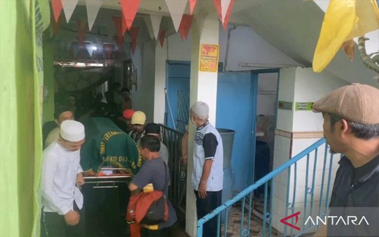 Polisi Kantongi Identitas Penikam Imam Mushala