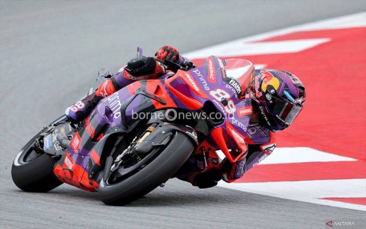 Martin dan Aleix Espargaro Bergantian Pimpin Hari Pertama GP Catalunya