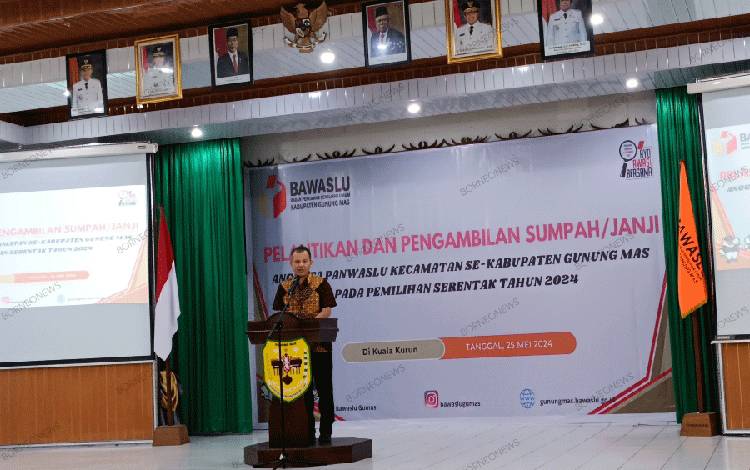 Hadiri Pelantikan Panwaslu Kecamatan, Bupati Gunung Mas Sampaikan Hal Ini