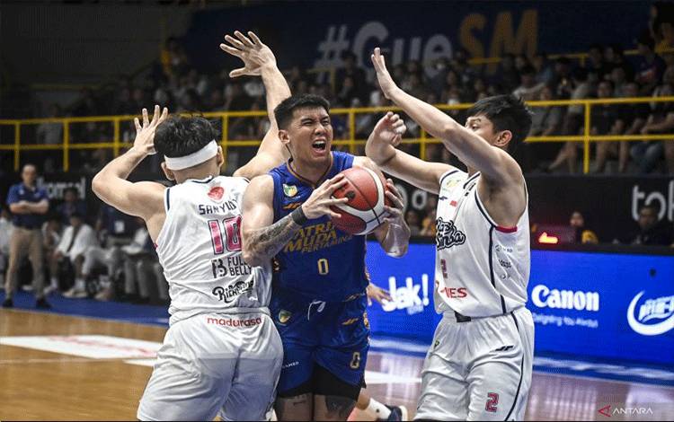 Satria Muda Revans atas RANS 96-67