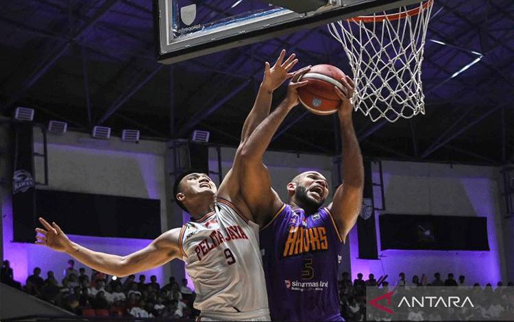 Pelita Jaya Curi Kemenangan di Markas Hawks 72-68