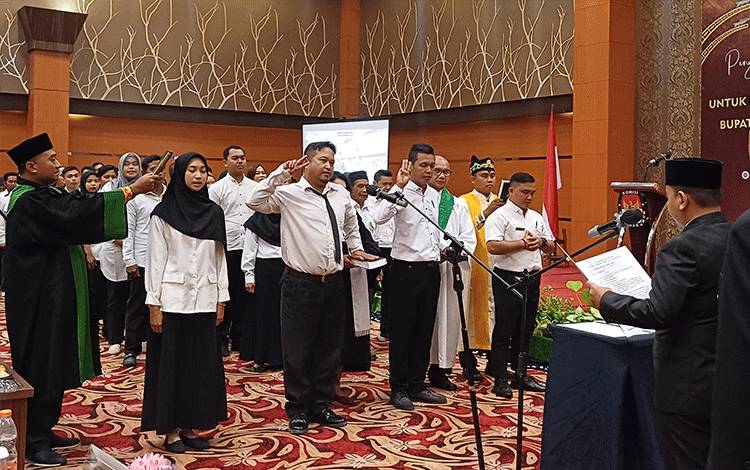 KPU Kotim Lantik 555 Anggota PPS untuk Pilkada 2024