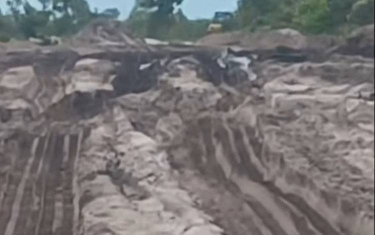 Jalan Desa Kubu Rusak Akibat Aktivitas Tambang, Dewan Kobar Minta Perusahaan Tanggung Jawab
