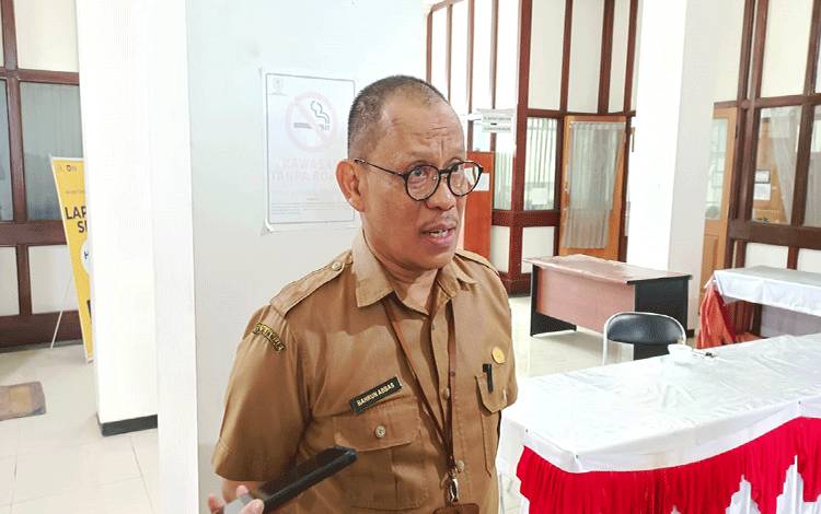 ?Pj Sekda Seruyan dr Bahrun Abbas (FOTO : FAHRUL)