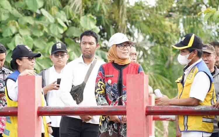 Pj Wali Kota Palangka Raya Ingatkan Kontraktor Soal Kualitas dan Ketepatan Waktu