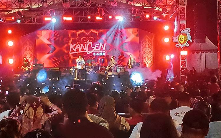Sosialisasi Peluncuran Pemilihan Bupati 2024 di Katingan Dimeriahkan Kangen Band