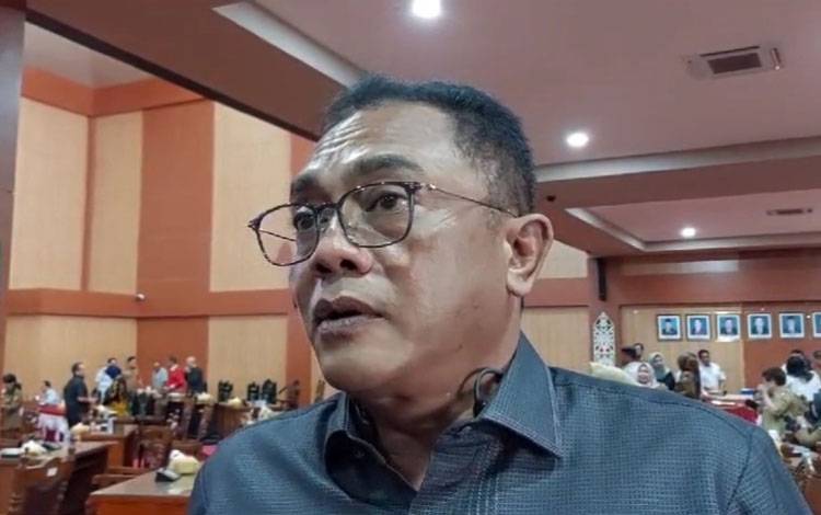 Ketua DPRD Palangka Raya Ajak Masyarakat Peran Aktif dalam Memelihara Lingkungan