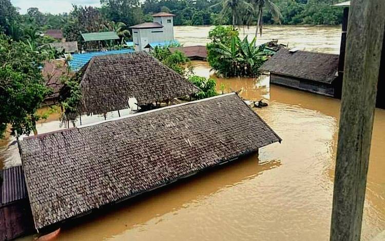 Warga Terdampak Banjir di Desa Tumbang Bemban Katingan Harapkan Bantuan