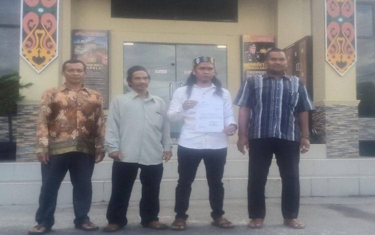 Oknum Camat di Kotim Dilaporkan ke Polisi Dituding Jual Tanah Adat